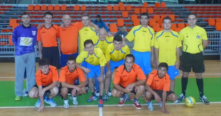 Pobjednička ekipa vatrogasaca iz Kaknja