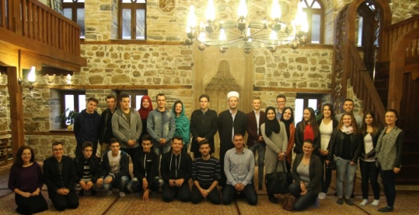 UPOZNAJ - МОЛИ - SURAĐUJ u Zenici