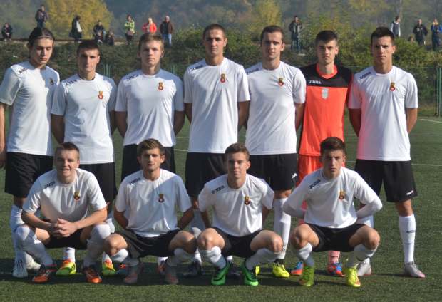 Juniori Čelika pred utakmicu sa Željezničarom