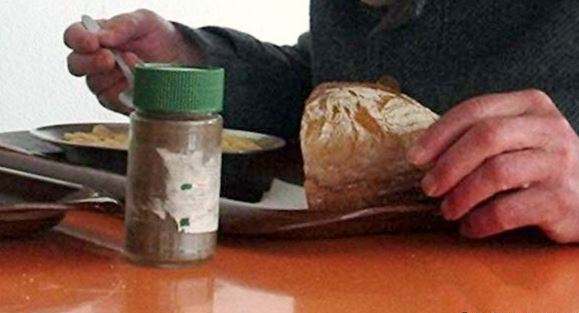 Javni kazani sve prazniji, a gladnih još više