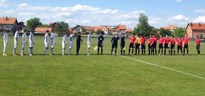Pred početak utakmice kadeta Radnika i Čelik u Bijeljini