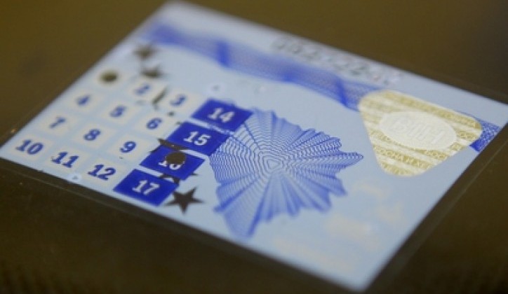 IDDEEA obezbjedila stikere za registraciju vozila za naredne tri godine