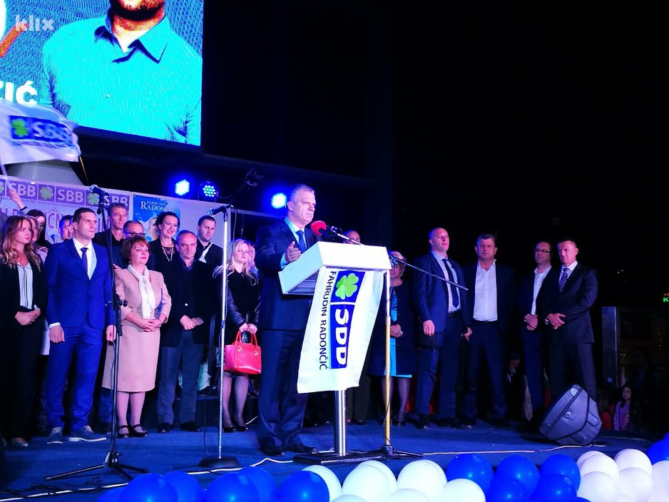 Održan predizborni skup SBB-a, Fahrudin Radončić obećao ekonomski napredak