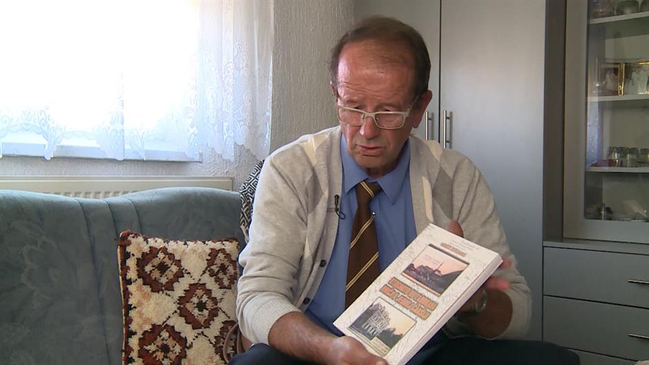 Čovjek koji je sakupio sva prezimena u BiH u jednu knjigu