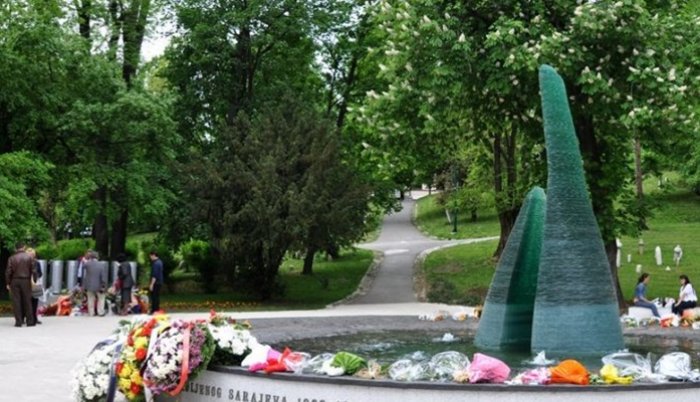 U BiH izgrađeno više od 2.100 spomenika posvećenih ratu 1992-1995