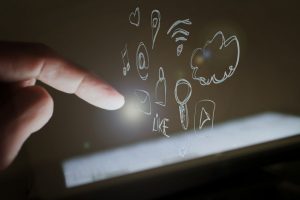 Oko 79 posto Europljana internetu pristupa putem mobilnih telefona