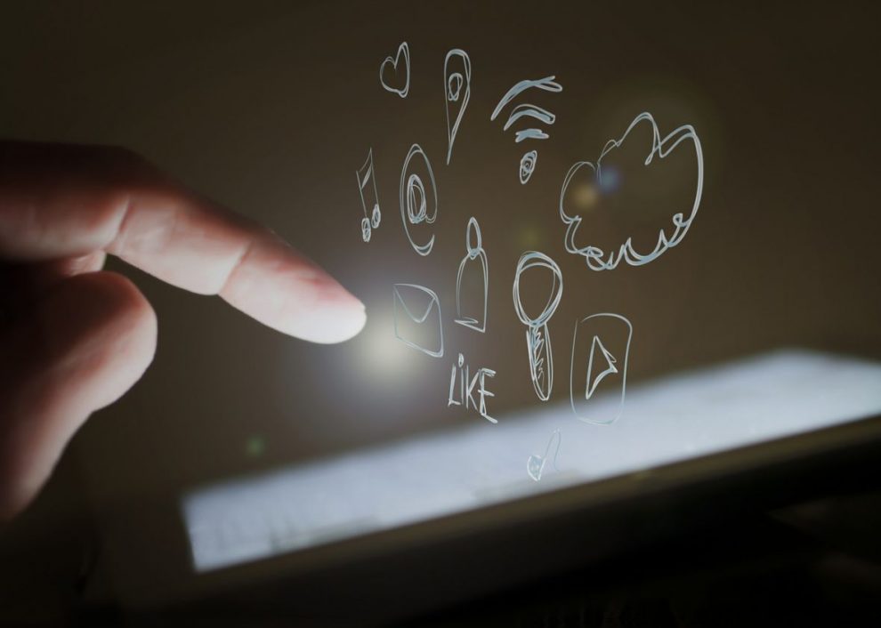 Oko 79 posto Europljana internetu pristupa putem mobilnih telefona