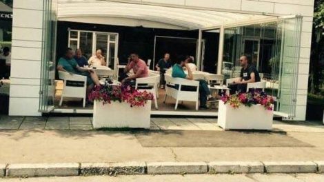 Traži se radnica na poslovima usluživanja u caffe bar Piccolu