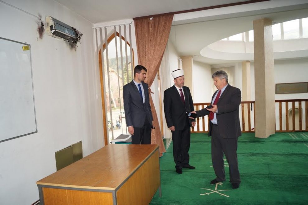 Muftija posjetio Ferhat - pašinu džamiju u Žepču nakon udara groma