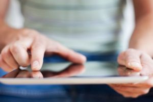 Internet akronimi koje bi svaki roditelj trebao znati