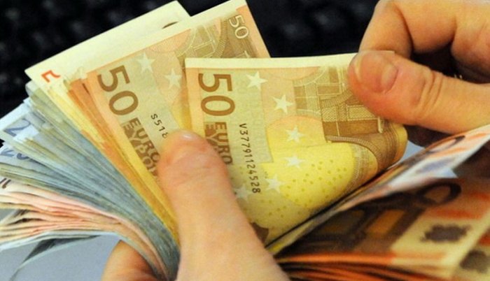 Ukoliko se iz BiH iznosi više od 10.000 eura neophodna prijava