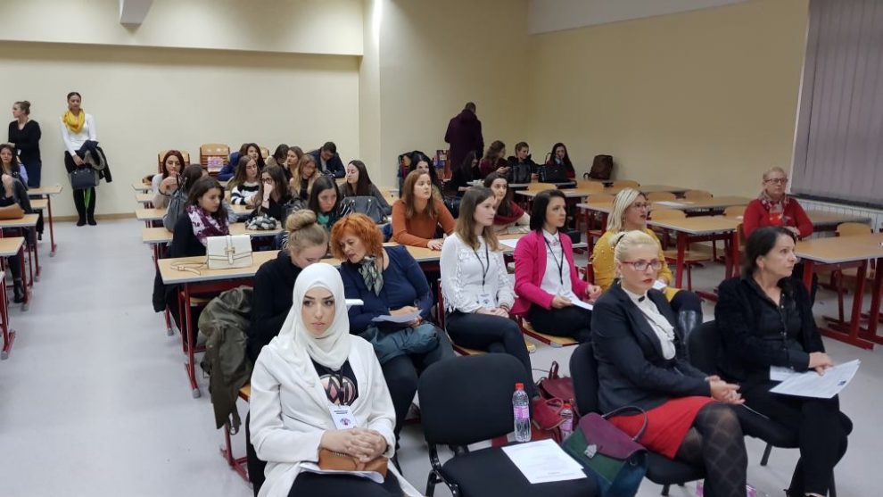 Upoznavanje starijih žena upoznavanje starijih žena