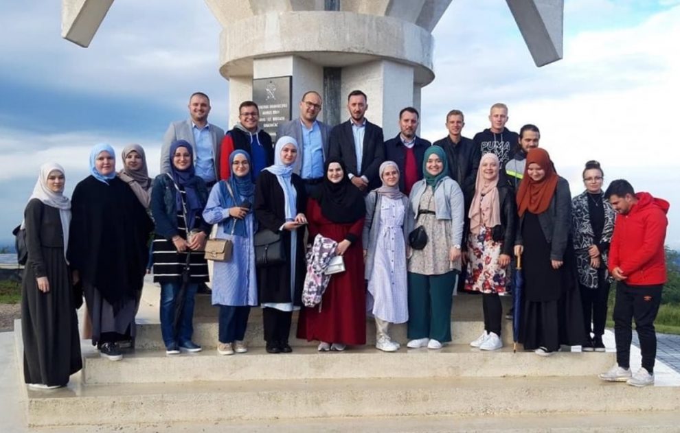 Prijateljska posjeta Mreže mladih Muftijstva zeničkog